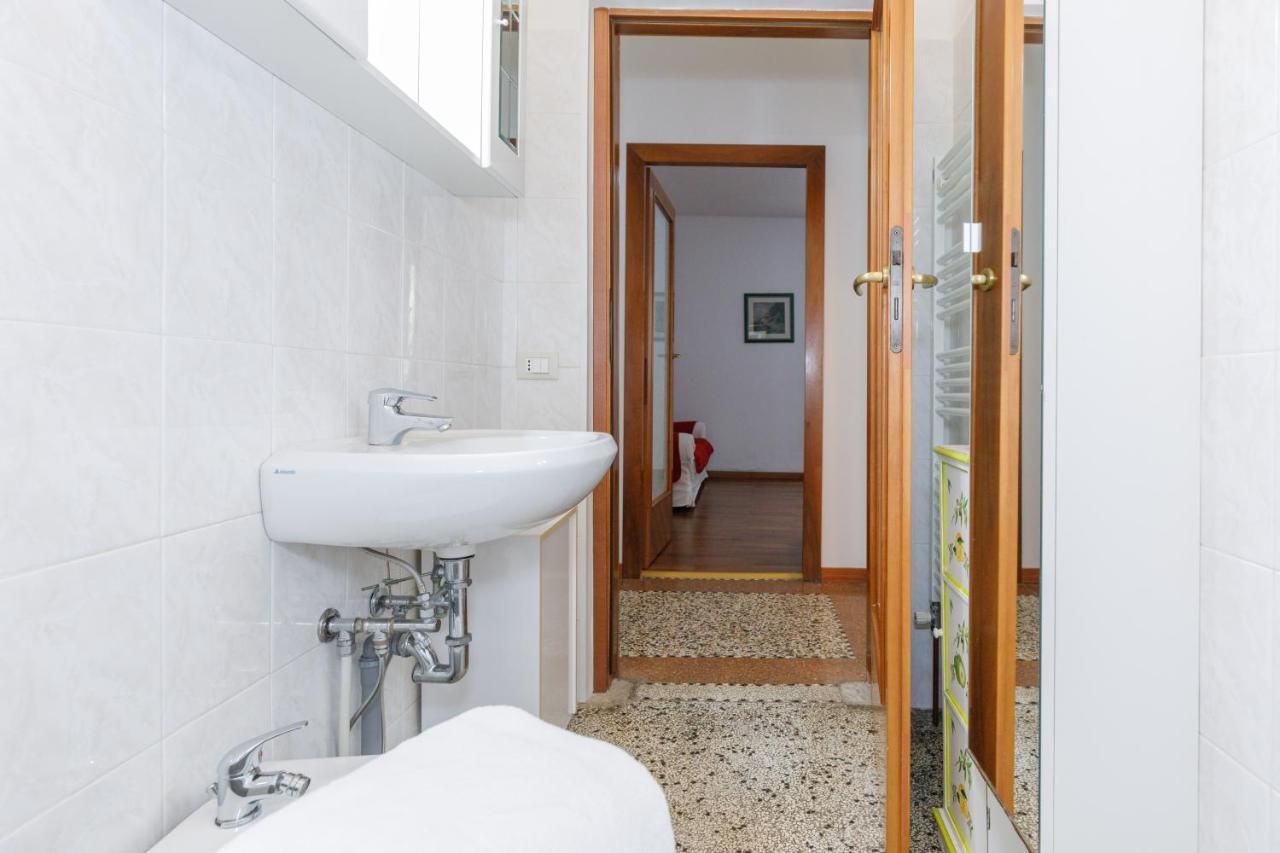 Gozzi House - Comoda Casa - Free Parking - Easy To Venice! Mestre Extérieur photo