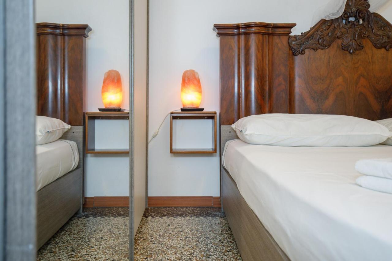 Gozzi House - Comoda Casa - Free Parking - Easy To Venice! Mestre Extérieur photo