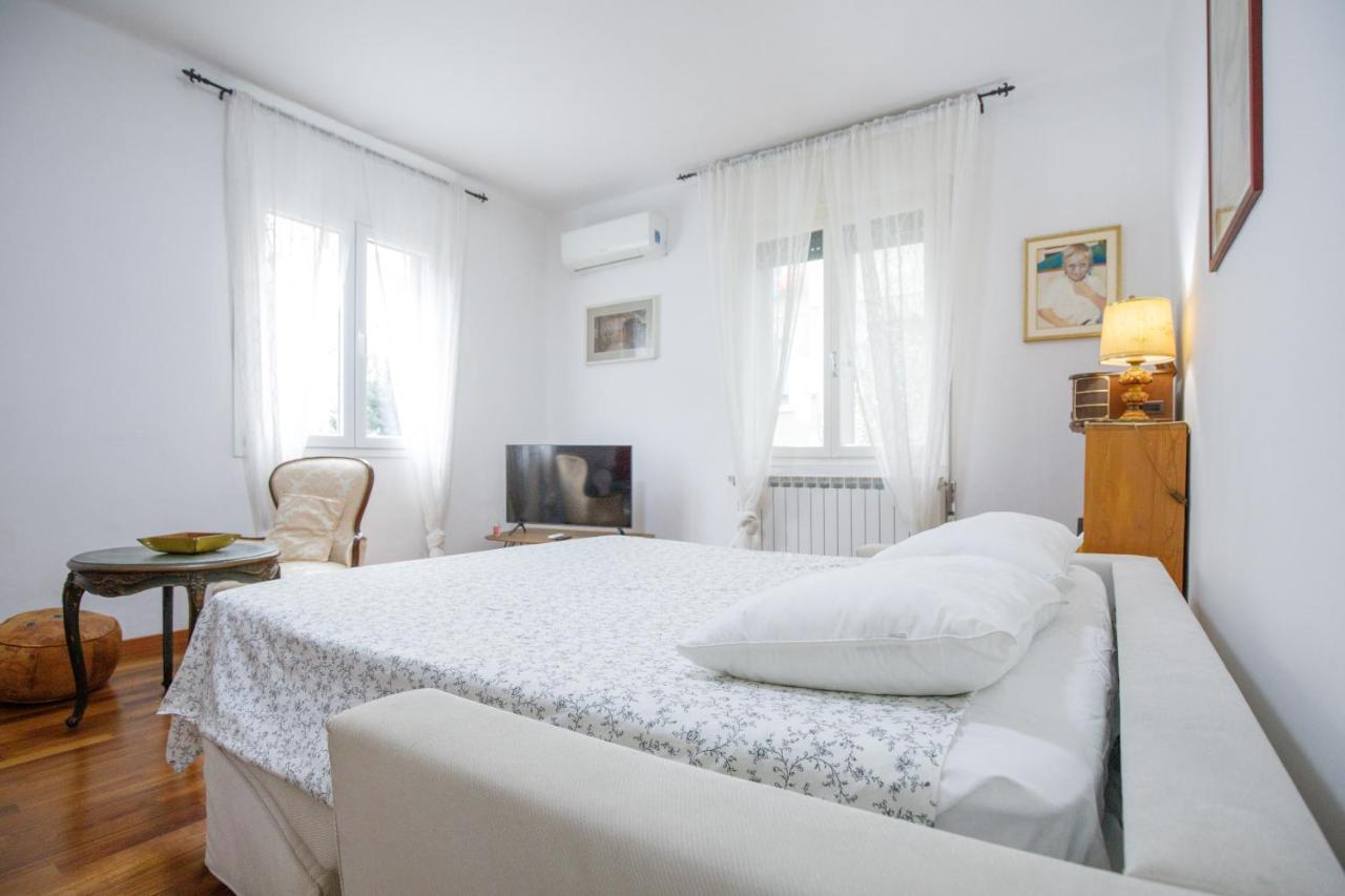 Gozzi House - Comoda Casa - Free Parking - Easy To Venice! Mestre Extérieur photo